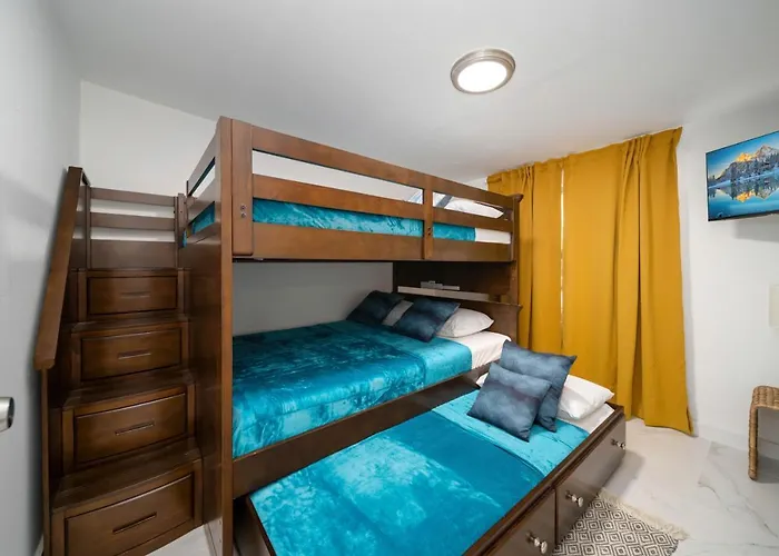 Tropical Marlins House